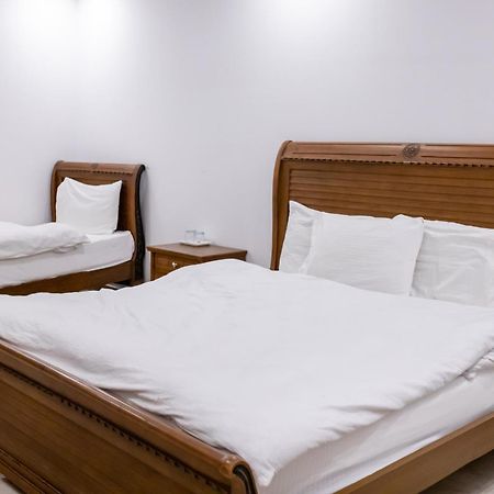 מלון רוואלפינדי Regal Residency מראה חיצוני תמונה