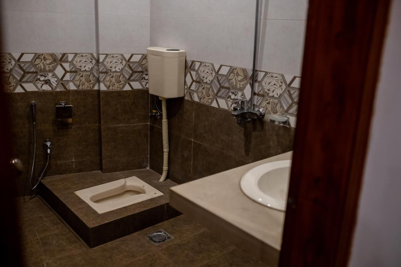 מלון רוואלפינדי Regal Residency מראה חיצוני תמונה