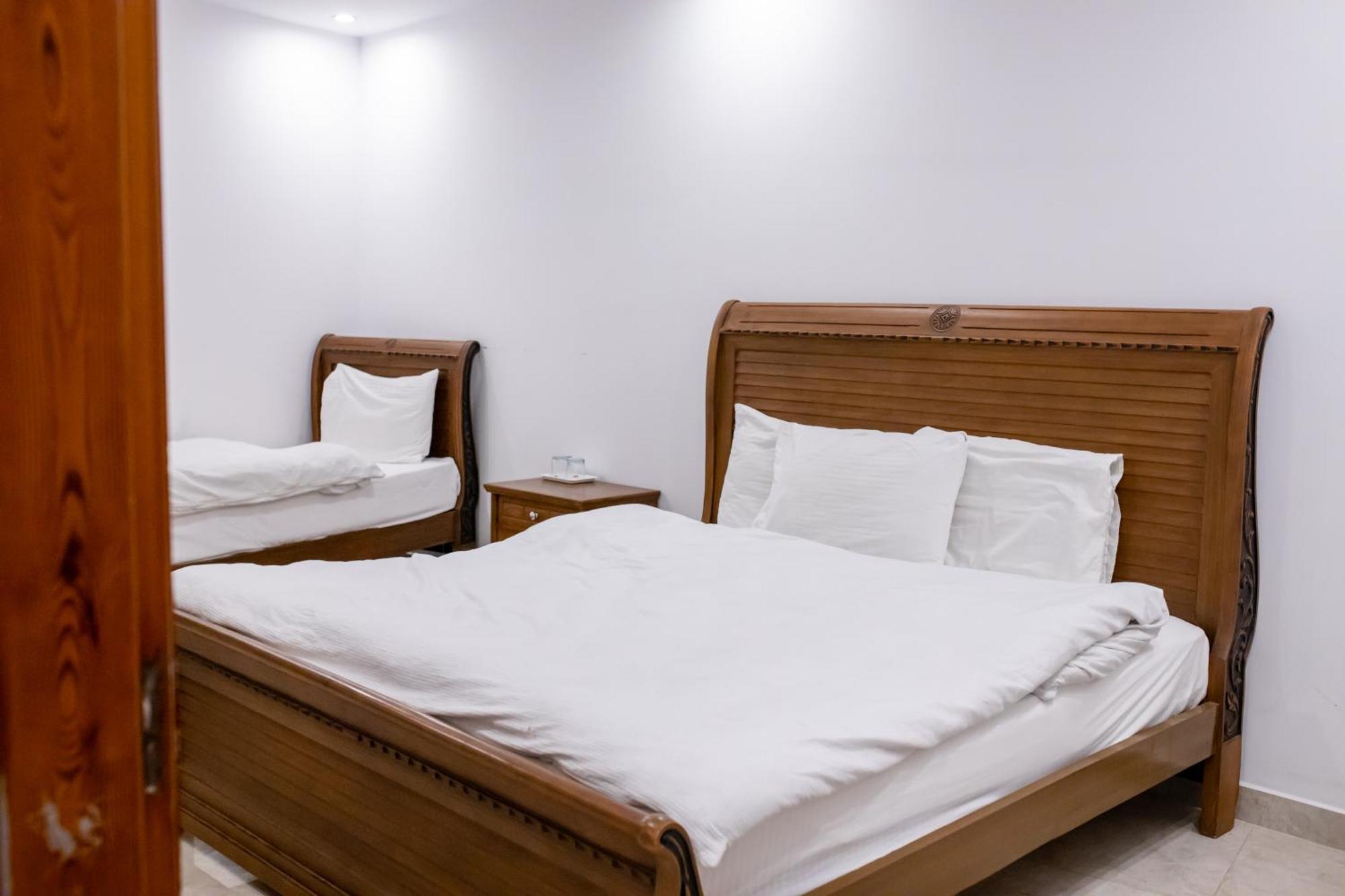 מלון רוואלפינדי Regal Residency מראה חיצוני תמונה